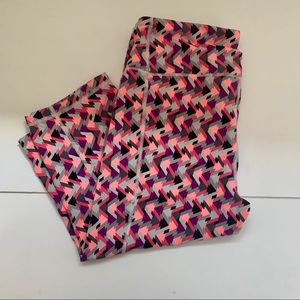 VSX Sport Knockout Capri Leggings